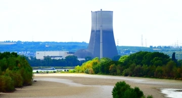 Globalno zatopljenje lišilo je nuklearne elektrane vode potrebne za hlađenje